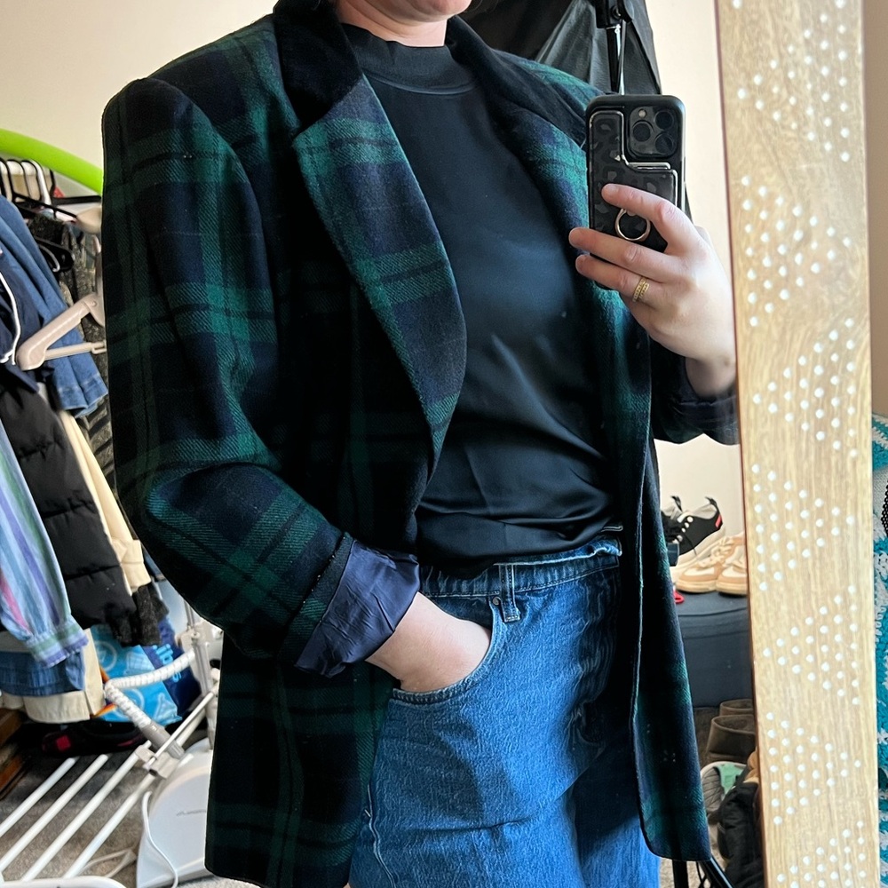 Vintage Sag Harbor Christmas Tartan Plaid Blazer with Black Velvet Collar Woman - Picture 4 of 10